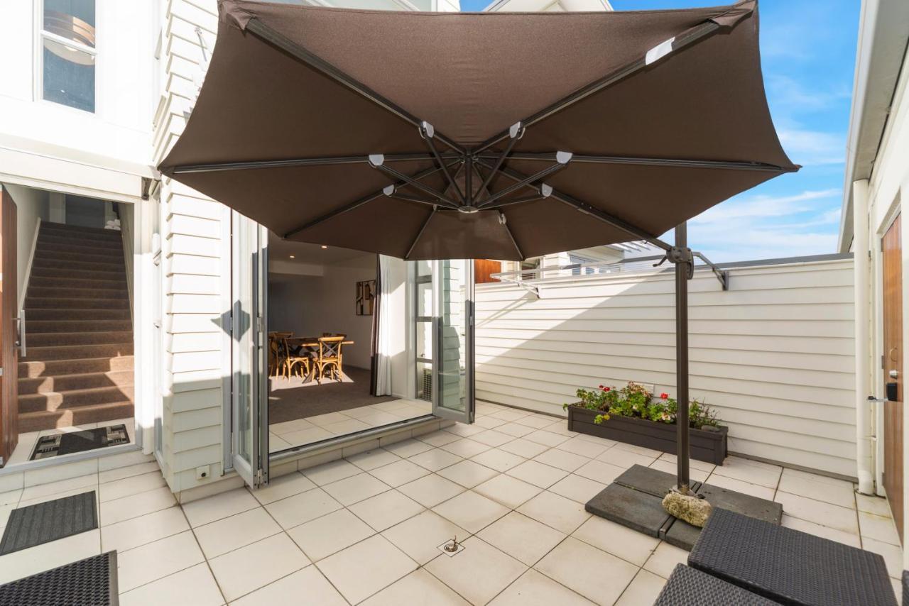 Lakeview Luxury - Taupo Holiday Apartment المظهر الخارجي الصورة